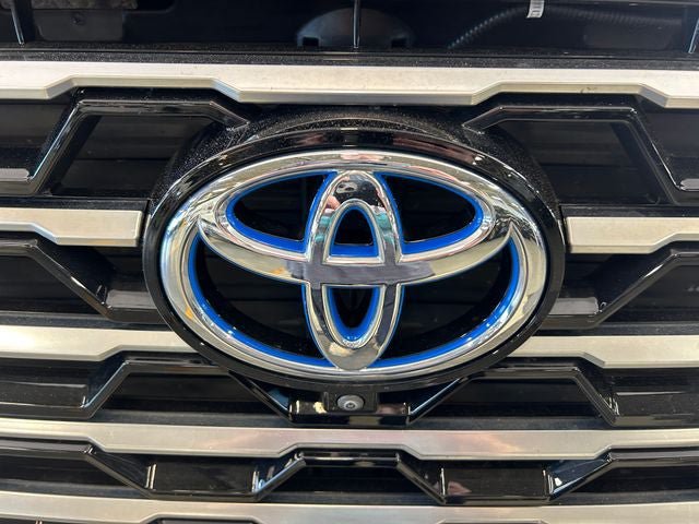 Used 2023 Toyota Tundra Capstone AWD/4WD image 9