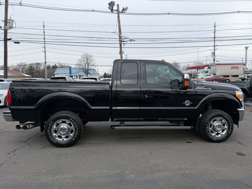 Used 2016 Ford F350 Lariat w/ Chrome Package image 8