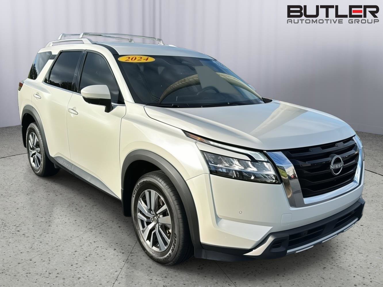 Used 2024 Nissan Pathfinder SL image 6