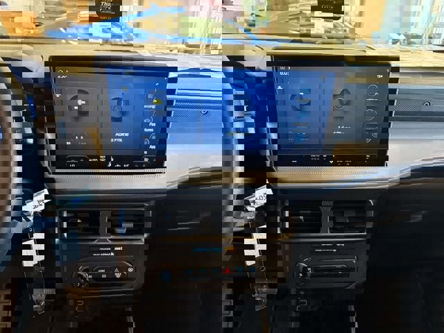 New 2025 Ford Maverick XL w/ 4K Tow Package image 17