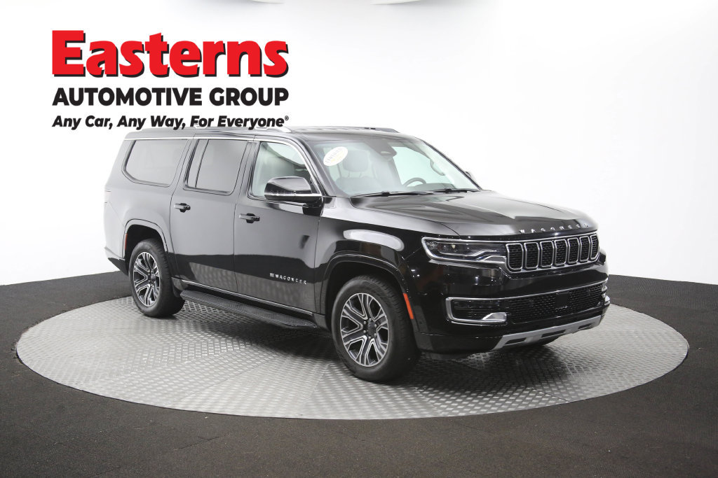 Used 2024 Jeep Wagoneer L Series II w/ Flexible Seating Group RWD image 56