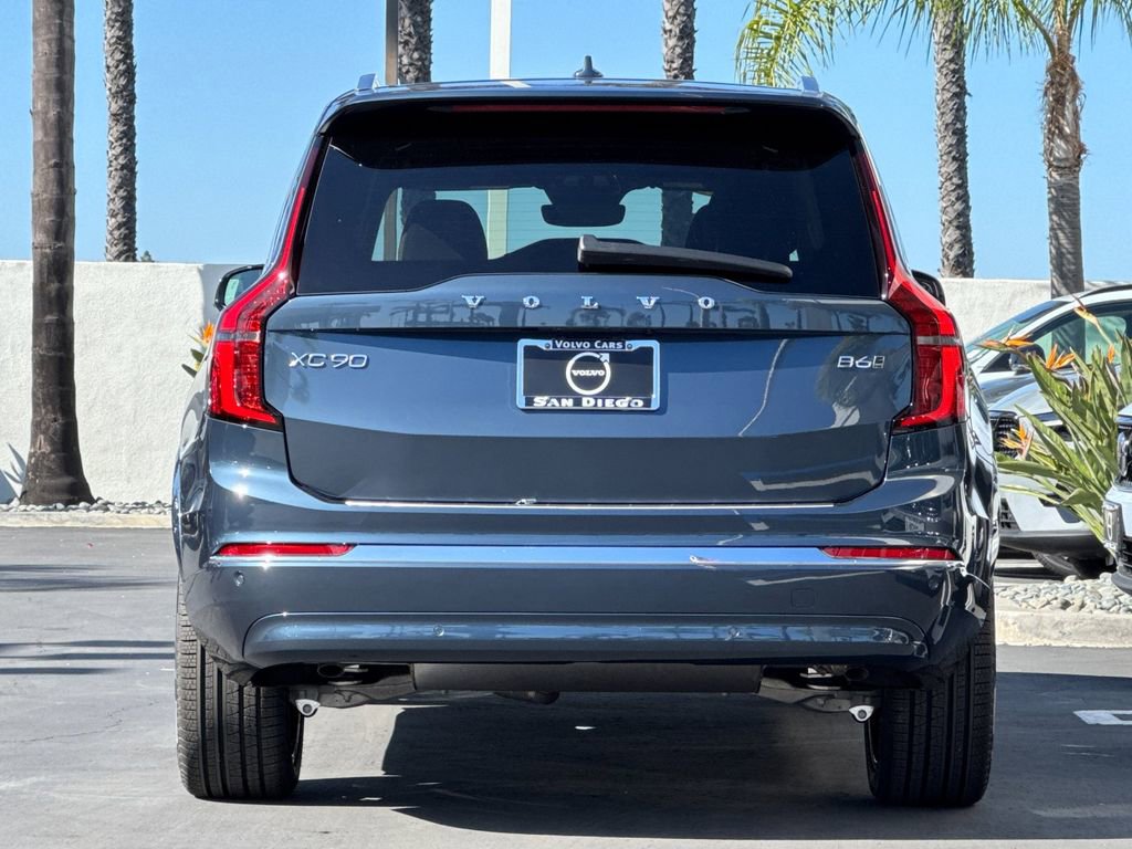 New 2026 Volvo XC90 B6 Plus w/ Protection Package Premier image 4