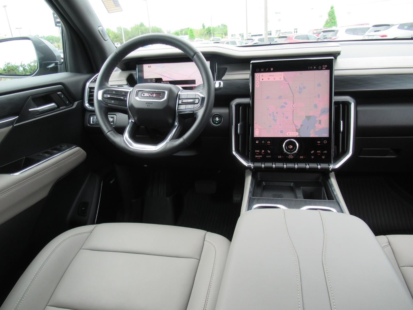 Used 2024 GMC Acadia Elevation w/ Luxury Package FWD image 13