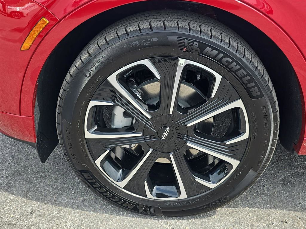 New 2025 Lincoln Nautilus Reserve image 11