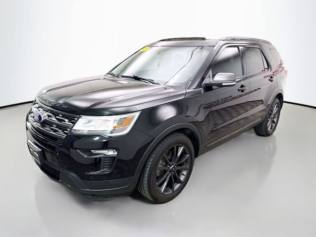 Used 2019 Ford Explorer XLT w/ Equipment Group 202A image 3