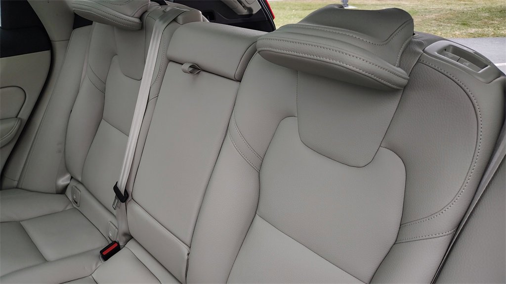 Certified 2023 Volvo XC60 B5 Core w/ Climate Package image 25