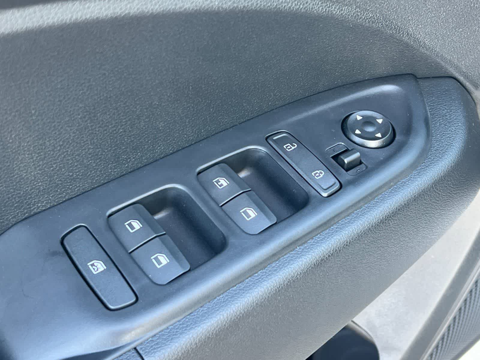 New 2026 Hyundai Venue SE FWD image 13