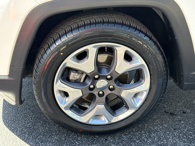 Used 2019 Jeep Compass Limited FWD image 14