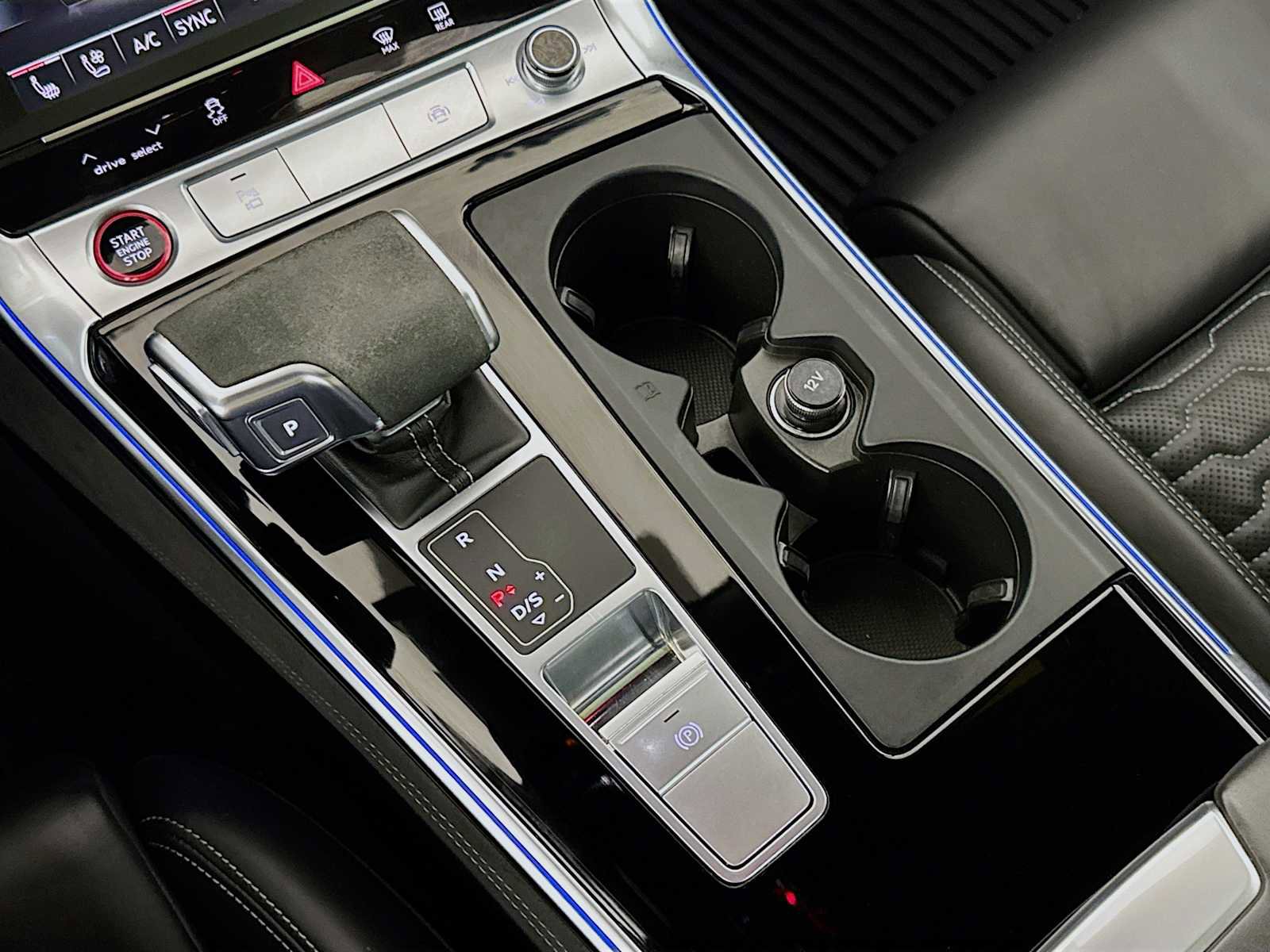 Used 2022 Audi RS 7 4.0T w/ Carbon Optic Package image 18