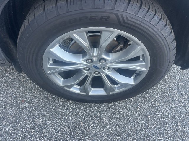 Used 2021 Ford Explorer XLT w/ Equipment Group 202A image 36