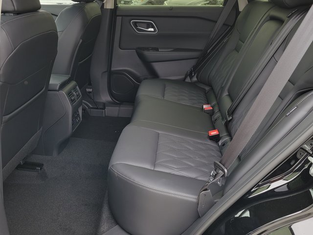 New 2026 Nissan Rogue Platinum w/ Platinum Premium Package image 10