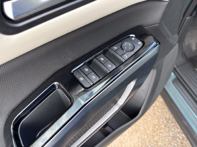 New 2026 Nissan Pathfinder SL FWD image 11