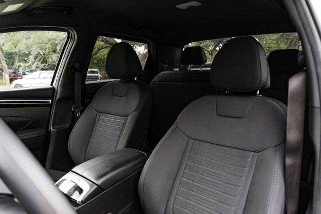 Certified 2024 Hyundai Santa Cruz SE image 10