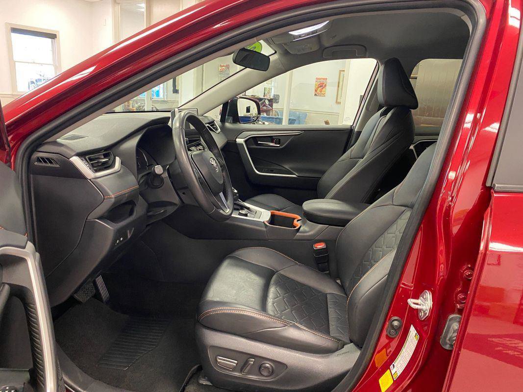 Used 2024 Toyota RAV4 Adventure image 10