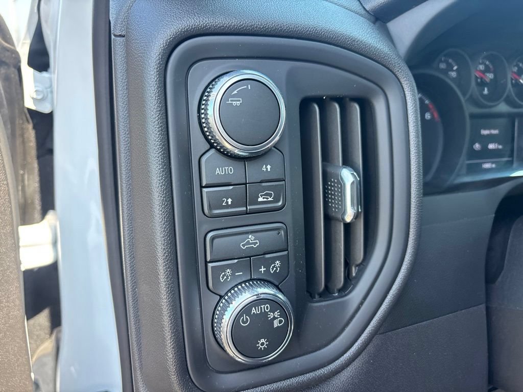 Used 2026 GMC Sierra 1500 Pro w/ Pro Value Package AWD/4WD image 11