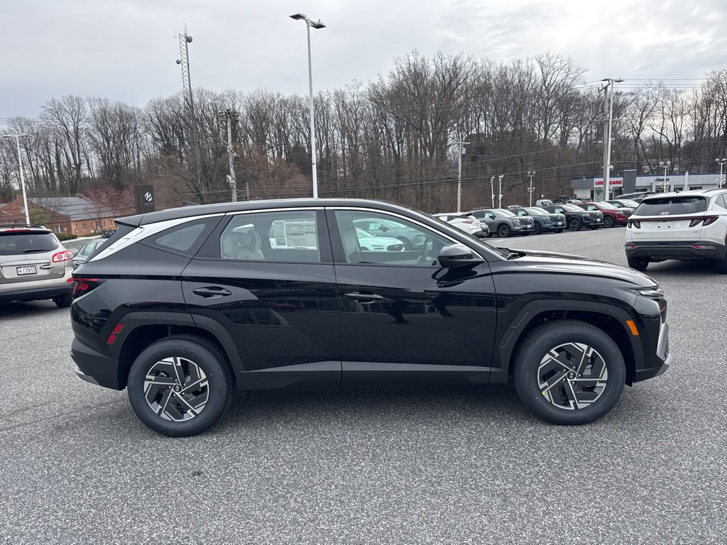 New 2026 Hyundai Tucson Blue SE AWD/4WD image 4