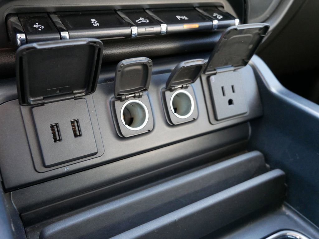 Used 2017 Chevrolet Silverado 1500 LTZ Z71 w/ LTZ Plus Package image 21