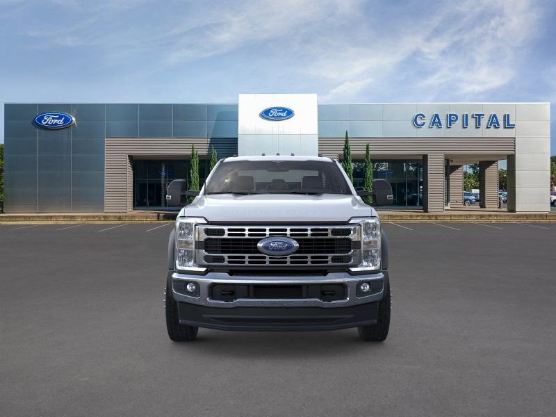New 2025 Ford F550 4x4 Regular Cab Super Duty image 6