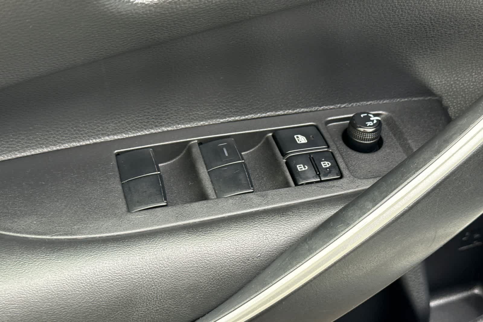 Used 2024 Toyota Corolla SE AWD/4WD image 13