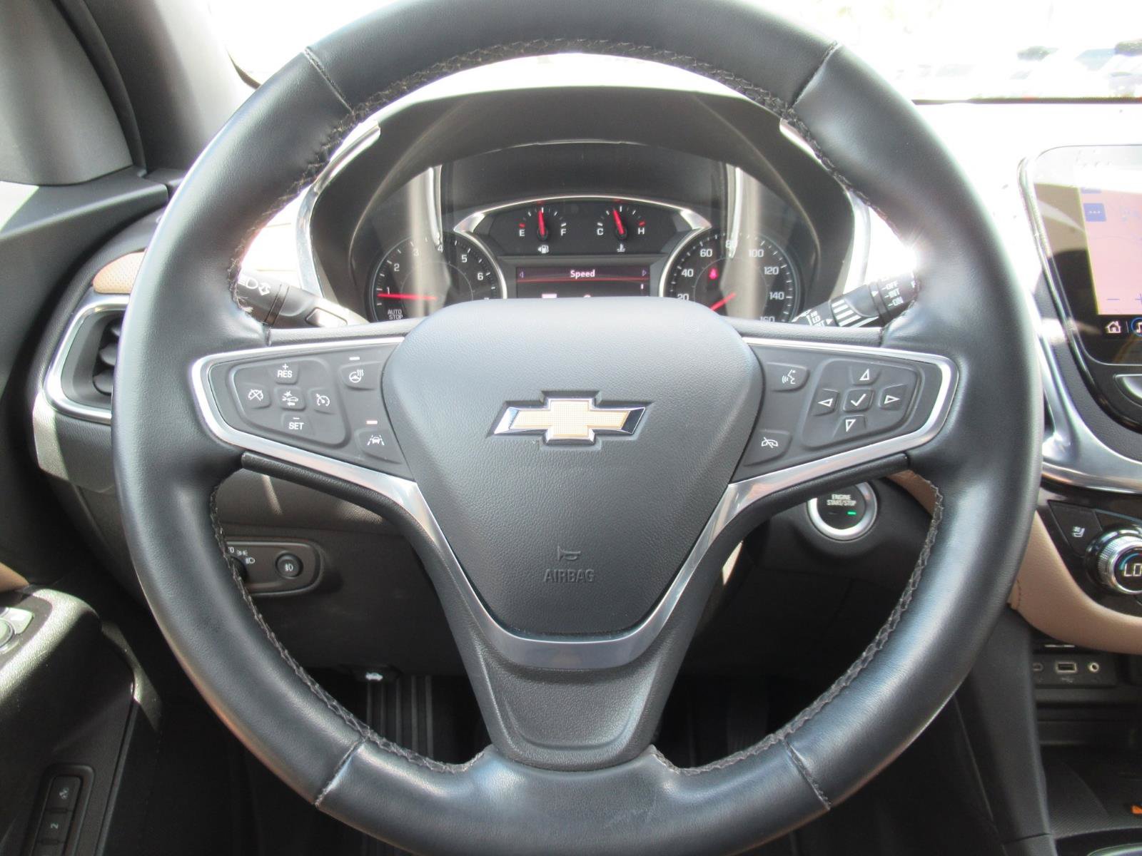 Used 2023 Chevrolet Equinox Premier FWD image 22