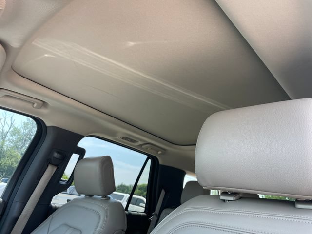 Used 2020 Ford Expedition Limited w/ Equipment Group 302A AWD/4WD image 28