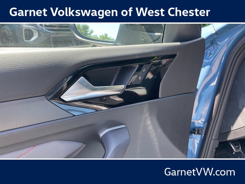 New 2026 Volkswagen Jetta GLI Autobahn FWD image 12