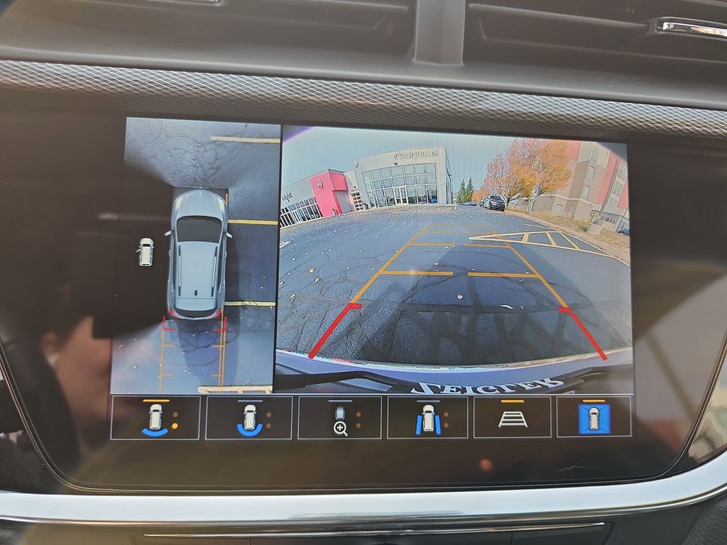 Used 2022 Buick Encore GX Essence w/ Advanced Technology Package image 25