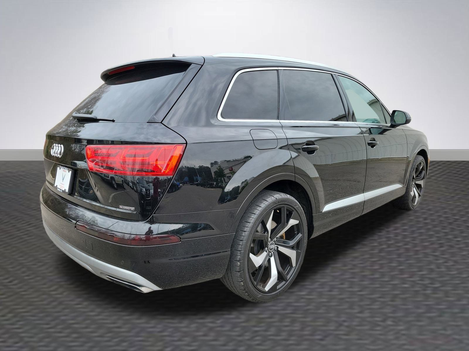 Used 2019 Audi Q7 3.0T Premium Plus image 5