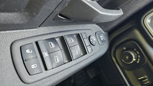 Used 2023 RAM 2500 Tradesman AWD/4WD image 27