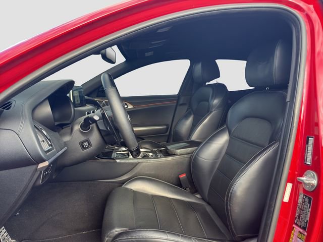 Used 2018 Kia Stinger GT2 image 9