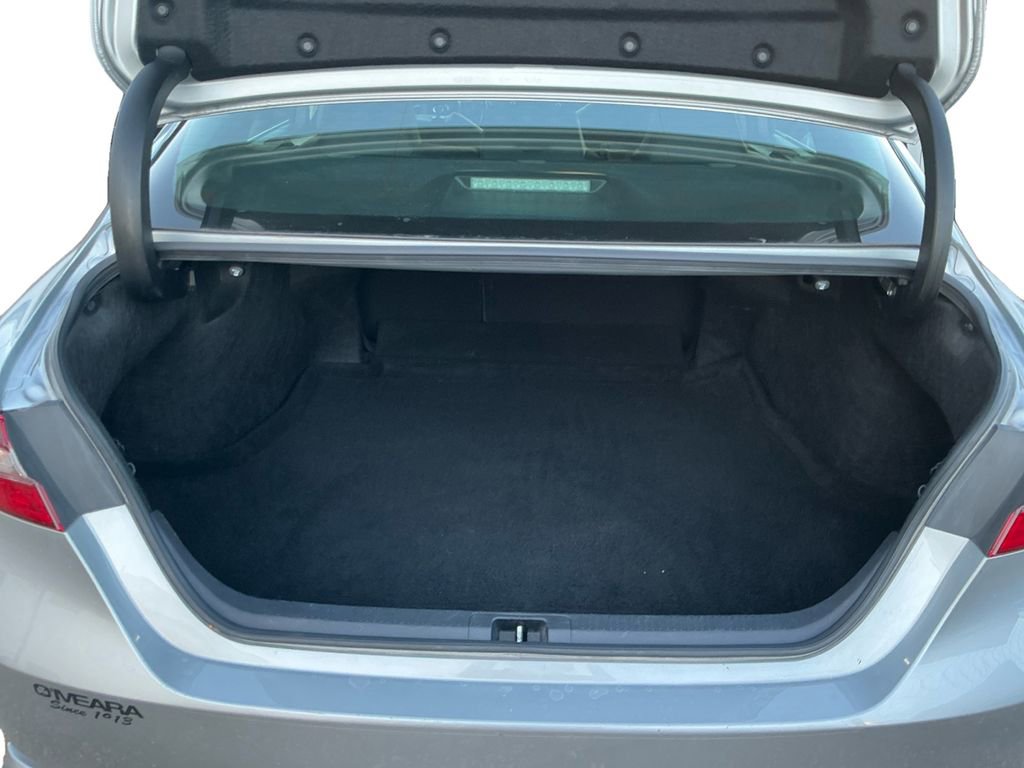 Used 2023 Toyota Camry SE image 16