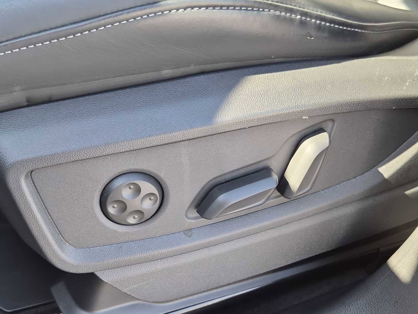 Certified 2023 Audi SQ5 Premium Plus w/ Premium Plus Package image 16