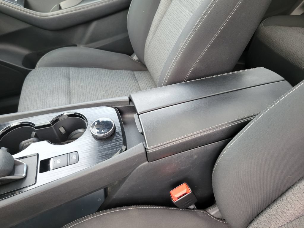 Used 2021 Nissan Rogue SV AWD/4WD image 21