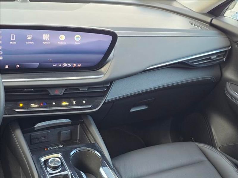 Certified 2024 Buick Envision Preferred image 7