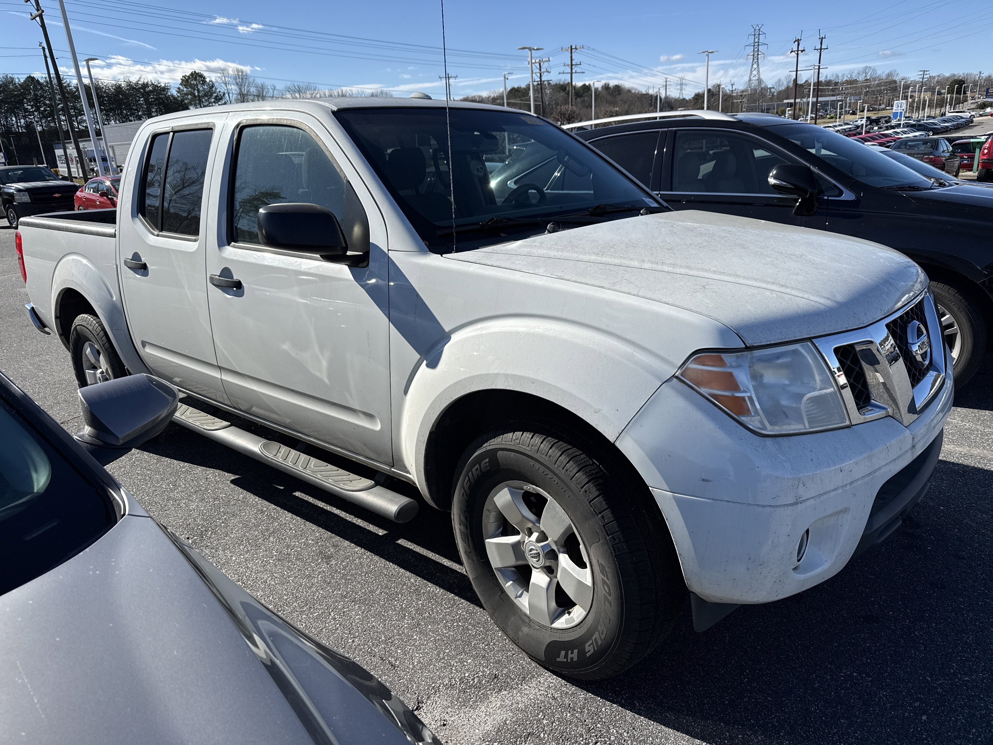 Used 2013 Nissan Frontier SV w/ SV Value Truck Pkg image 2