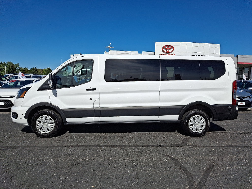 Used 2024 Ford Transit 350 XLT RWD image 7