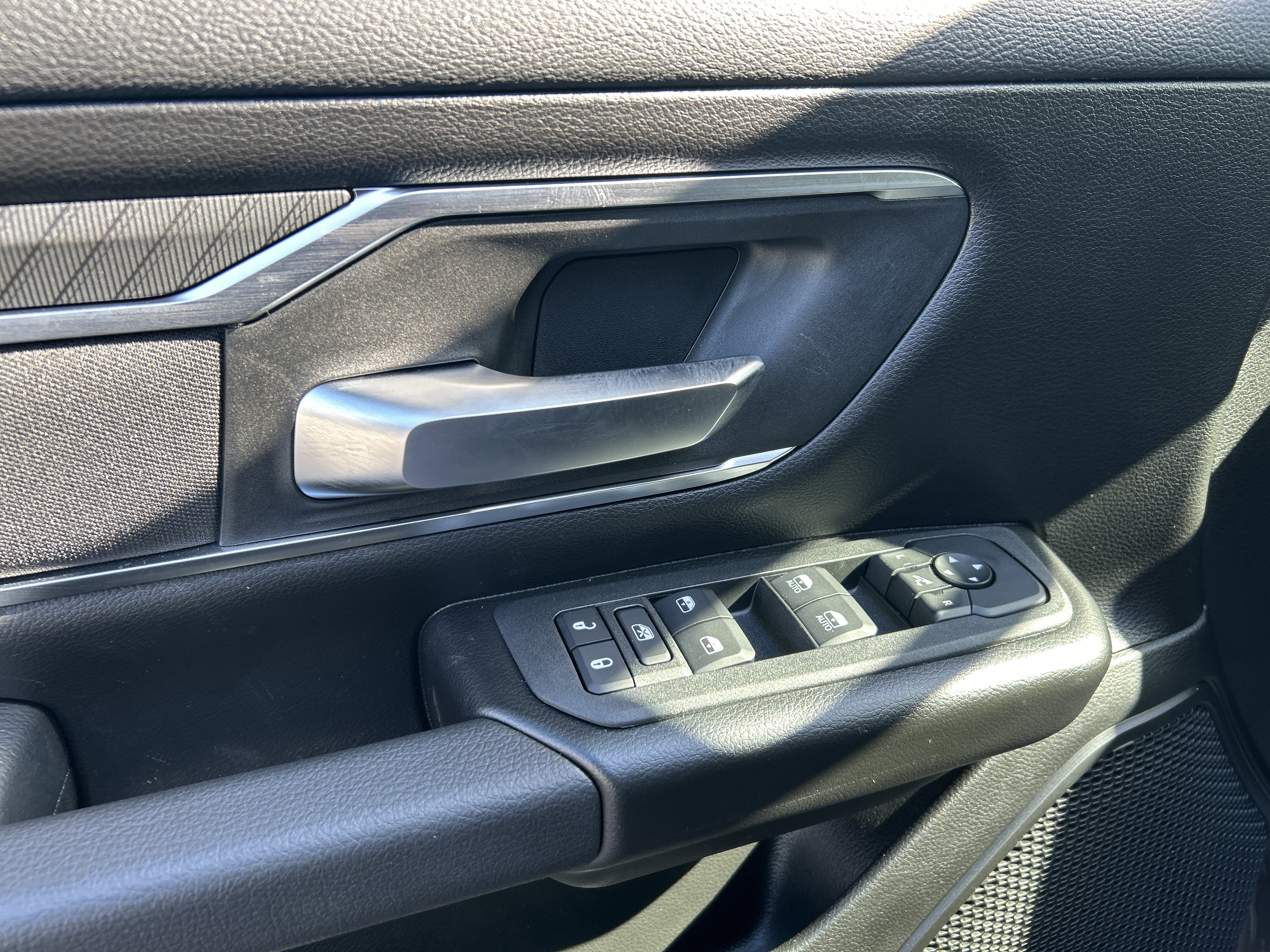 New 2026 RAM 1500 Big Horn w/ Night Edition image 11