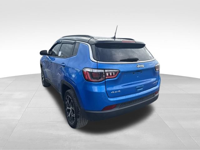 Used 2024 Jeep Compass Limited AWD/4WD image 34