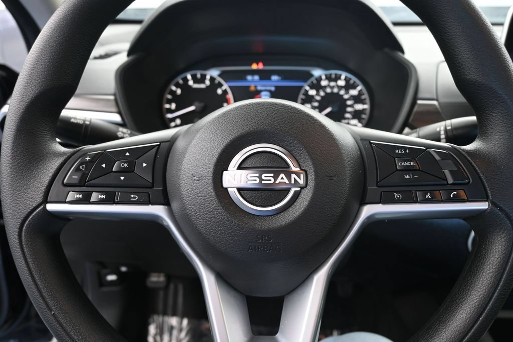 Used 2025 Nissan Altima 2.5 SV FWD image 27