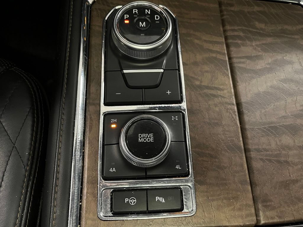 Used 2019 Ford Expedition Max Platinum AWD/4WD image 15