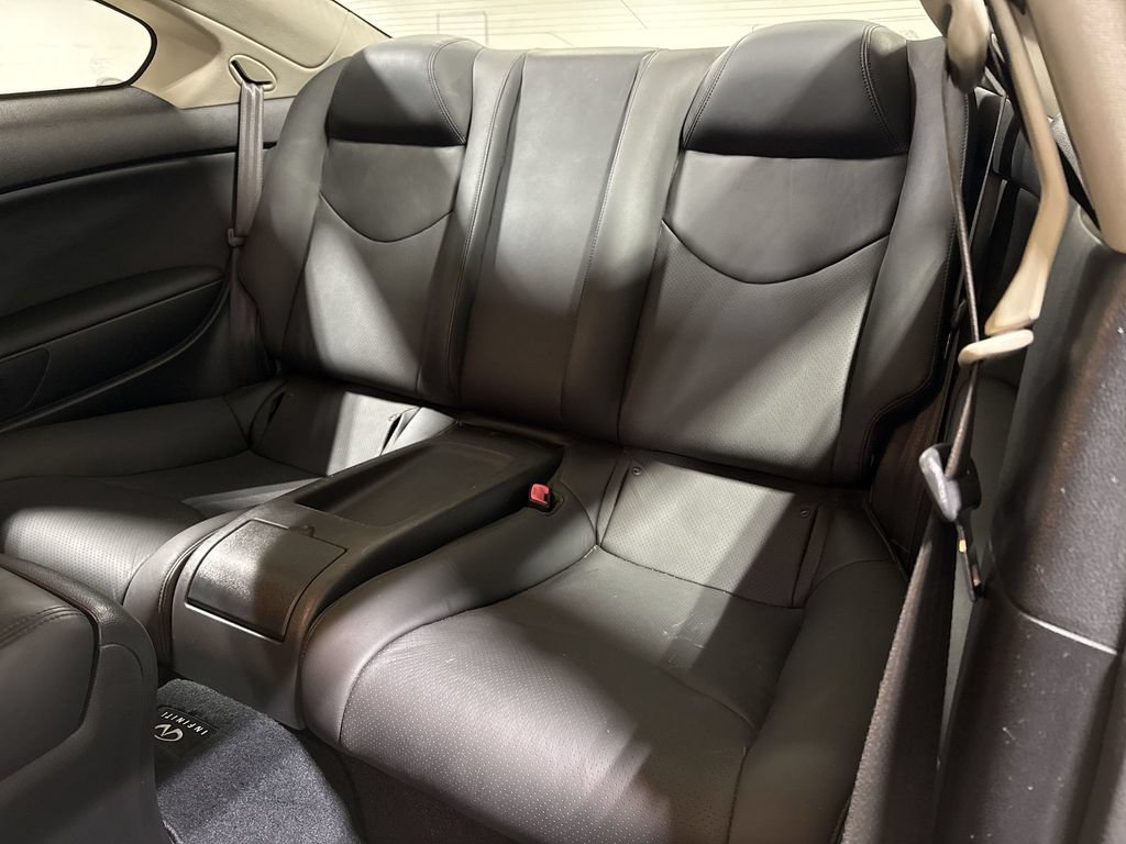 Used 2014 INFINITI Q60 IPL RWD image 24