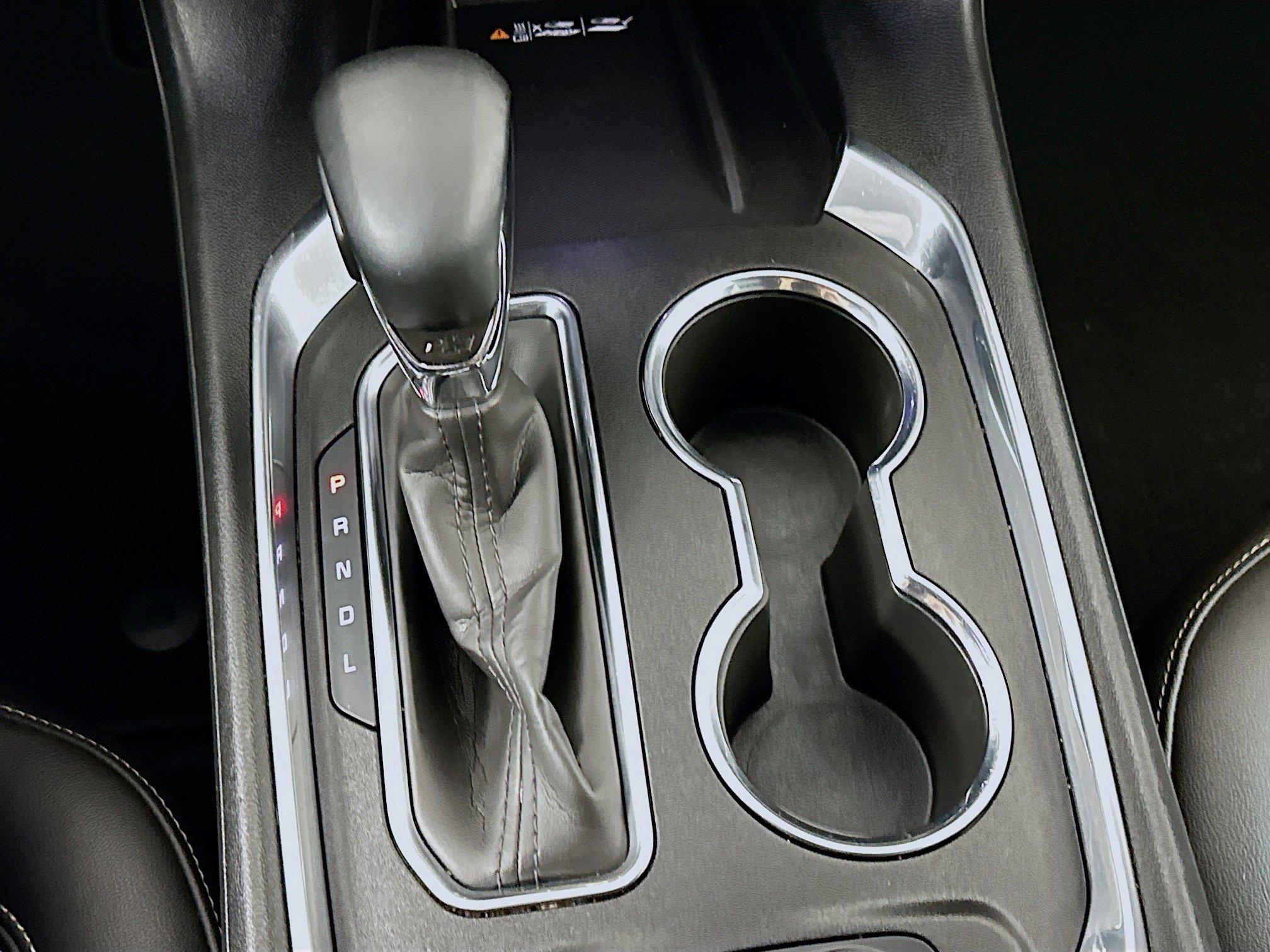 Used 2023 Chevrolet Traverse LT w/ Rear Camera Mirror Package image 24