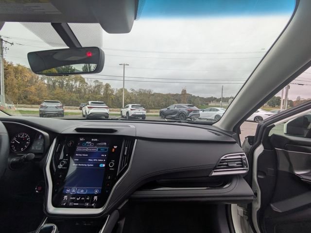 Used 2022 Subaru Outback Limited image 19