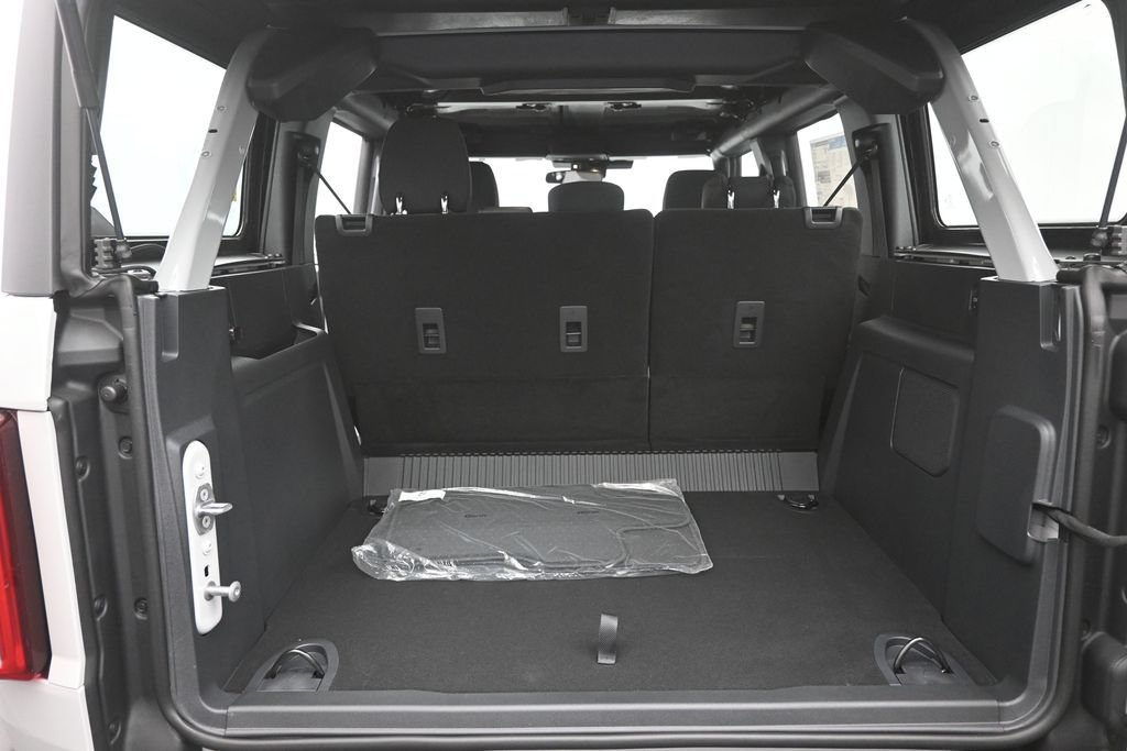 New 2026 Ford Bronco 4-Door w/ Sasquatch Package AWD/4WD image 10