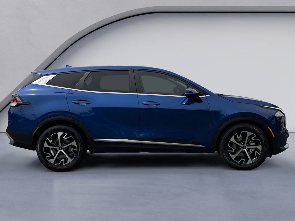 Used 2023 Kia Sportage EX FWD image 6