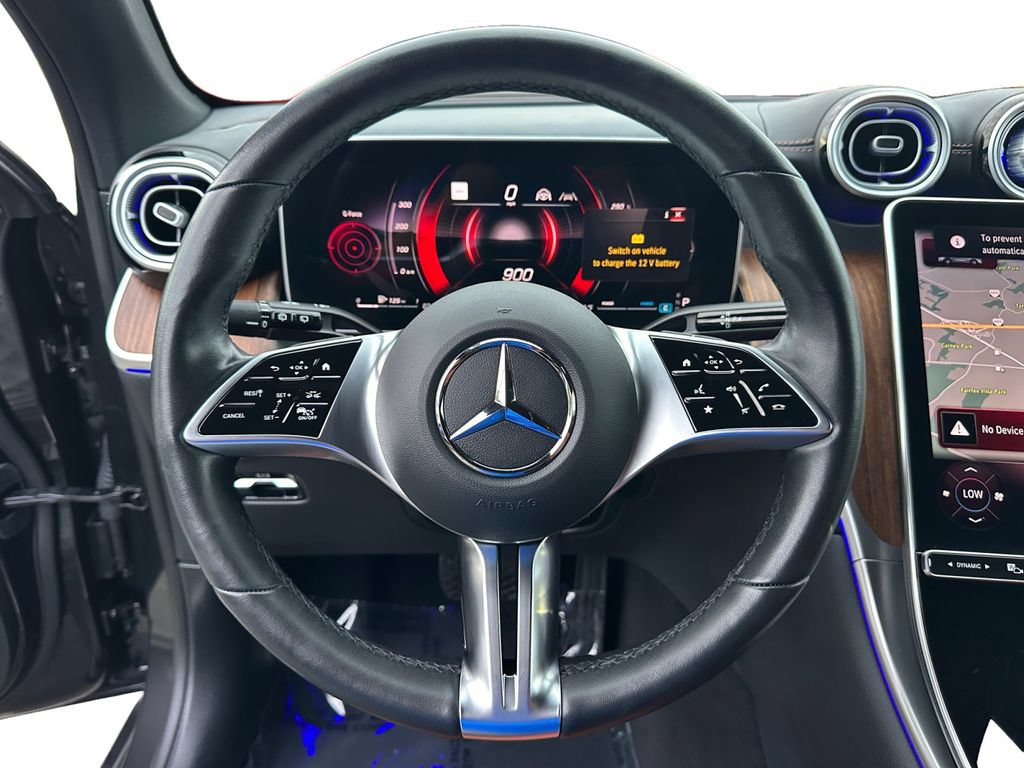 Used 2025 Mercedes-Benz GLC 300 4MATIC image 19