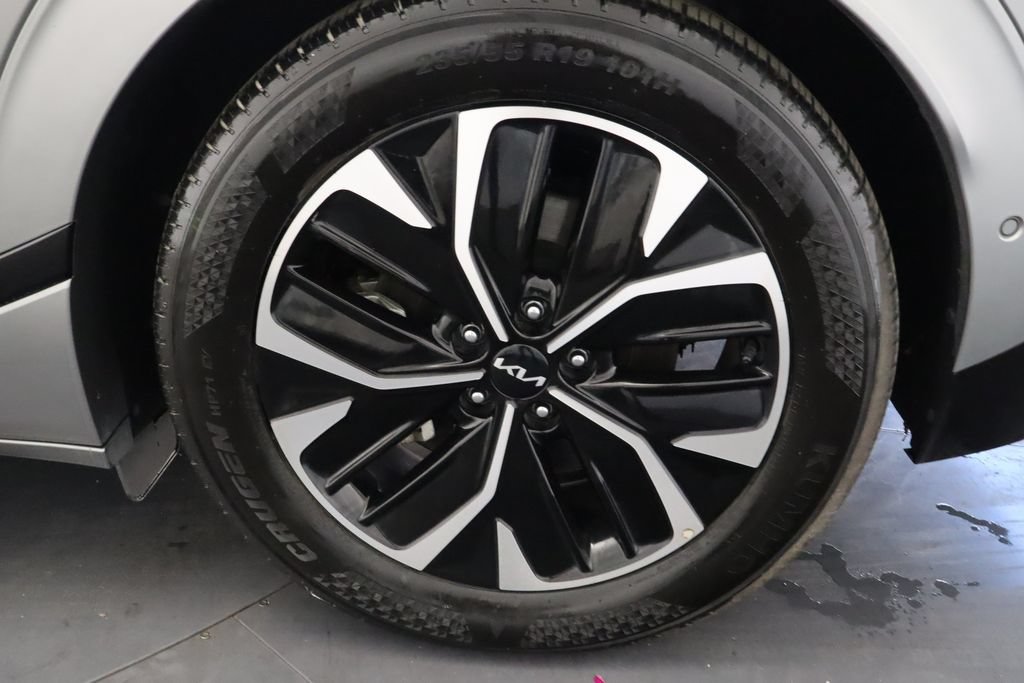 Used 2023 Kia EV6 GT-Line w/ GT-Line Suede Seat Package RWD image 13