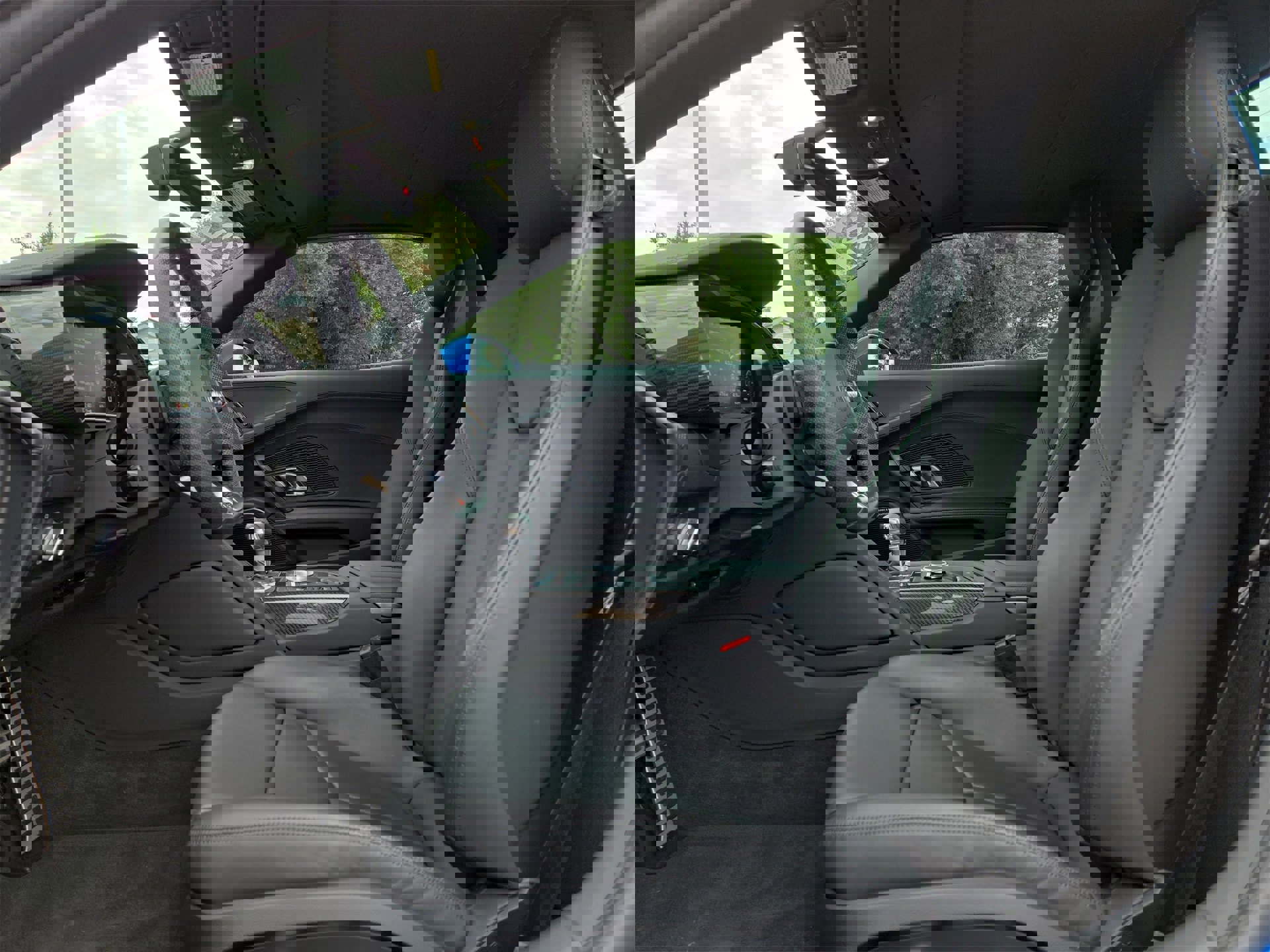 Certified 2023 Audi R8 V10 performance w/ Premium Package image 16