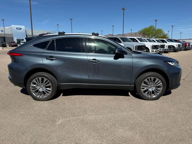 Used 2021 Toyota Venza Limited w/ Carpet Mat Package (TMS) AWD/4WD image 4