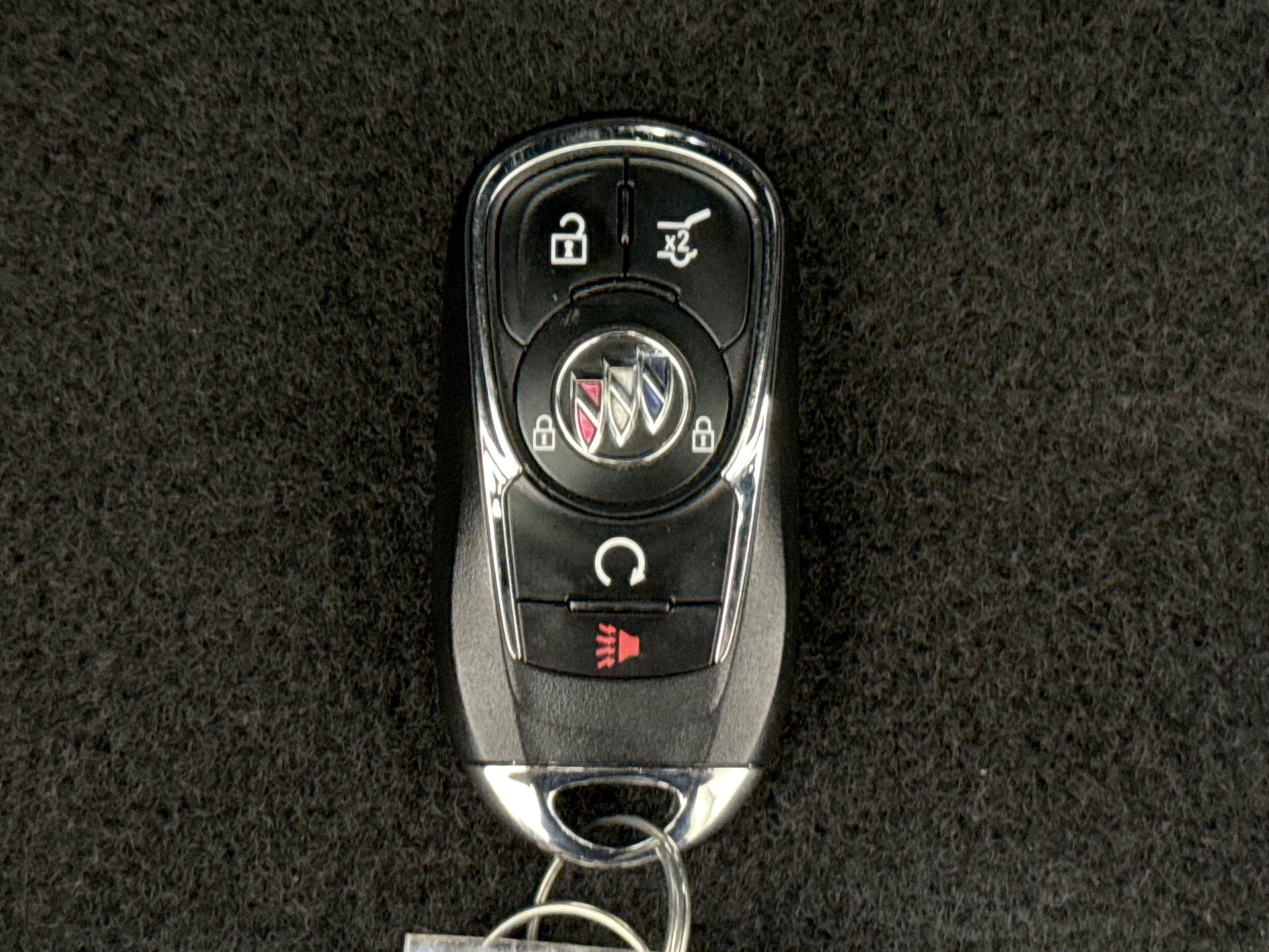 Used 2023 Buick Enclave Essence AWD/4WD image 23